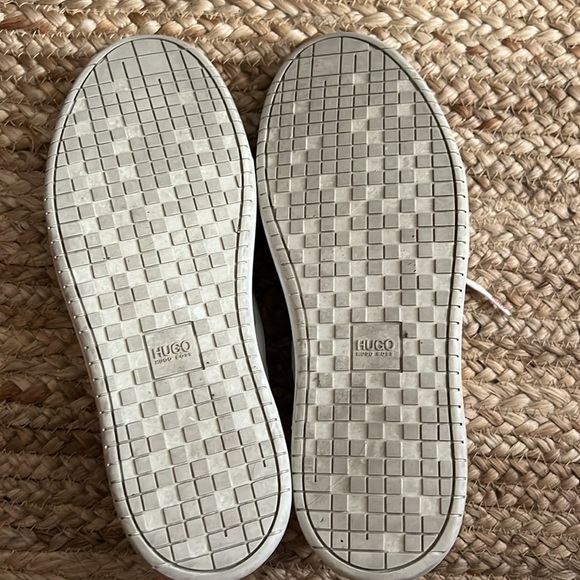 Hugo boss white shoes / sneakers size 9 or 42 - Picture 5 of 7